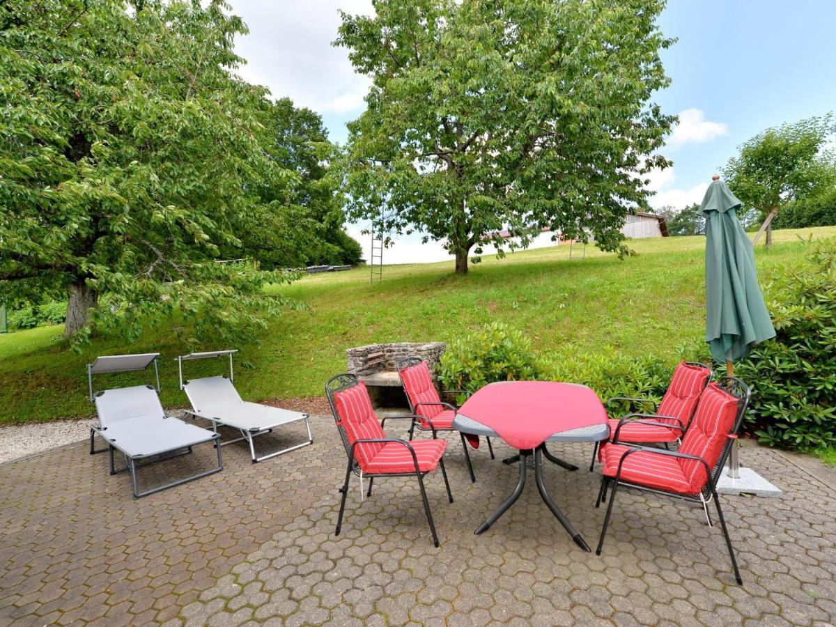 Sun kissed Holiday Home in Drachselsried with Sauna Exterior foto